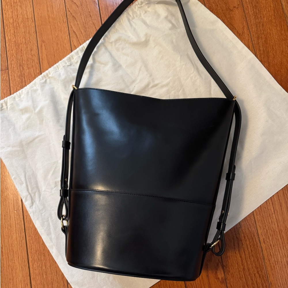Sezane Gary Maxi bucket bag